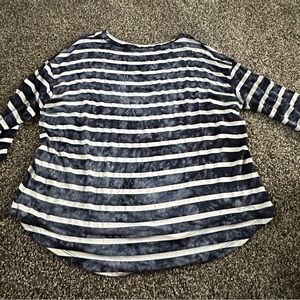 Maurice’s Quarter Sleeve Shirt